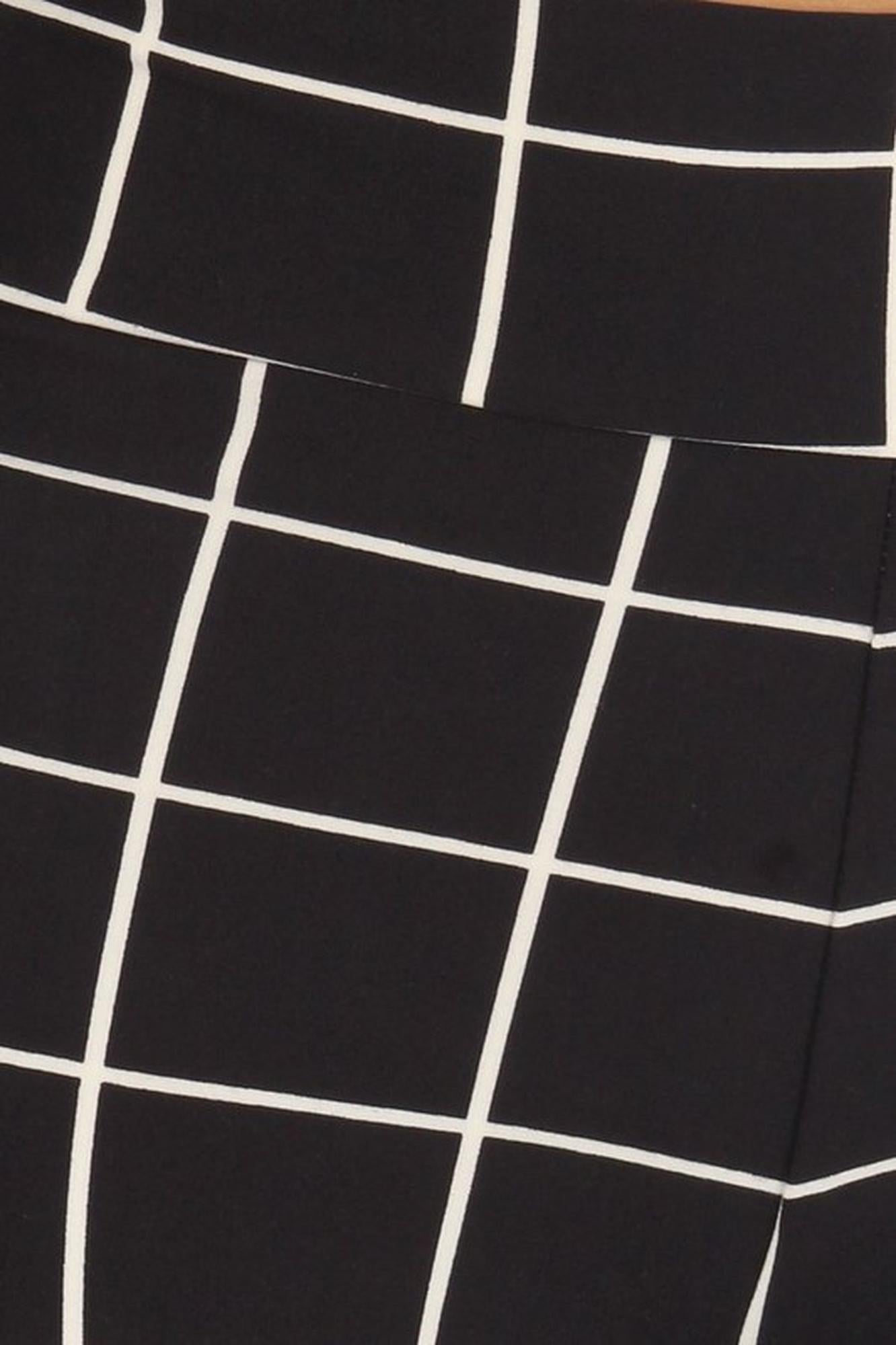 Wholesale Buttery Smooth Black and White Grid Bell Bottom Leggings