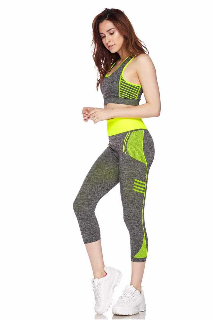 Wholesale Racerback Tank Top and Capris Activewear Set