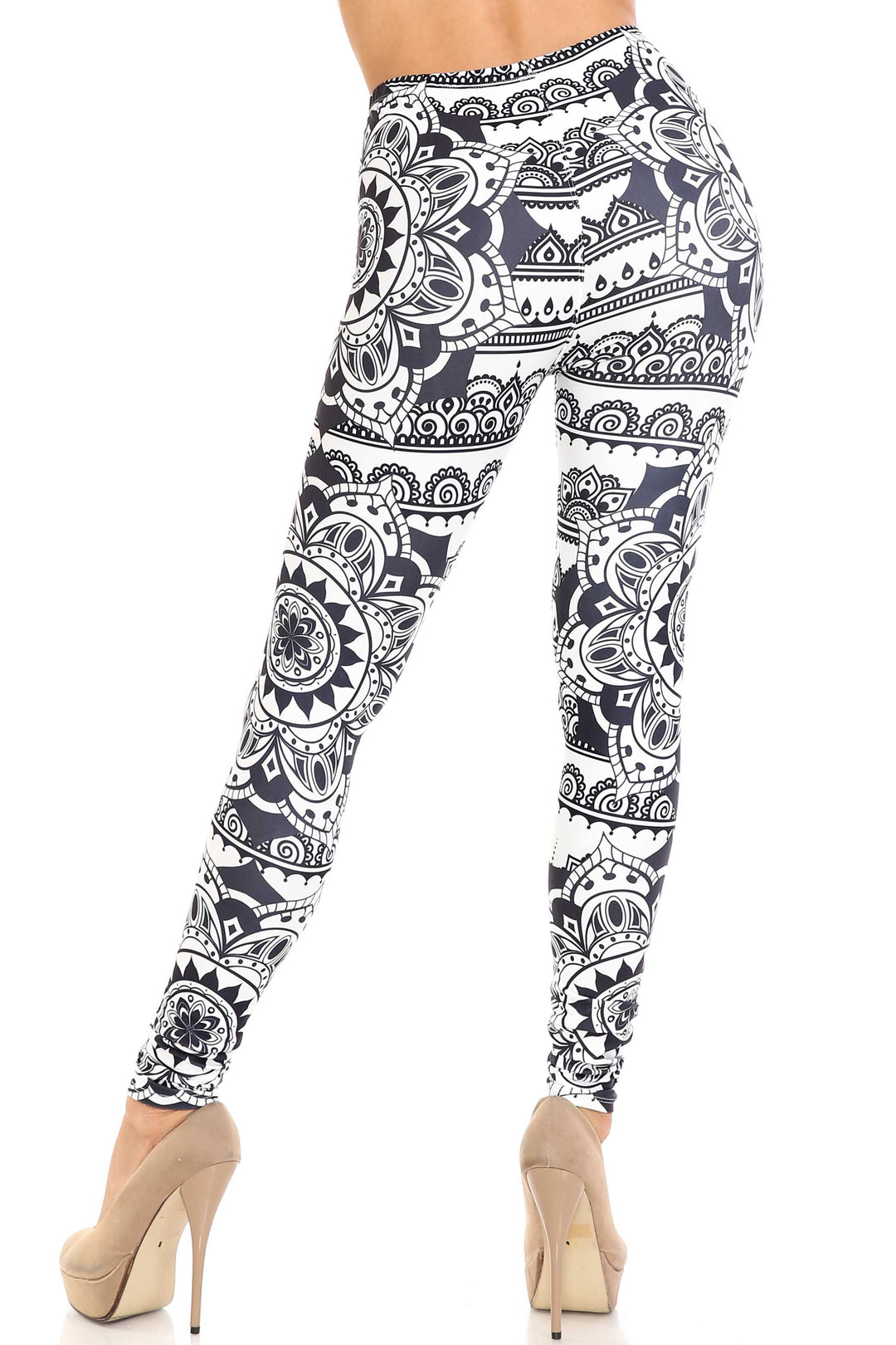 Wholesale Creamy Soft Monochrome Mandala Extra Plus Size Leggings - 3X-5X - By USA Fashion