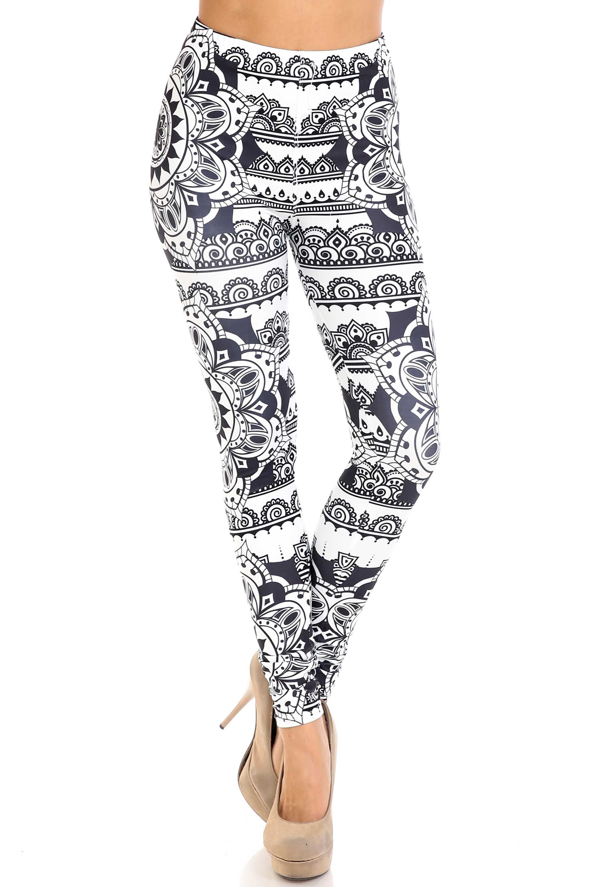 Wholesale Creamy Soft Monochrome Mandala Extra Plus Size Leggings - 3X-5X - By USA Fashion