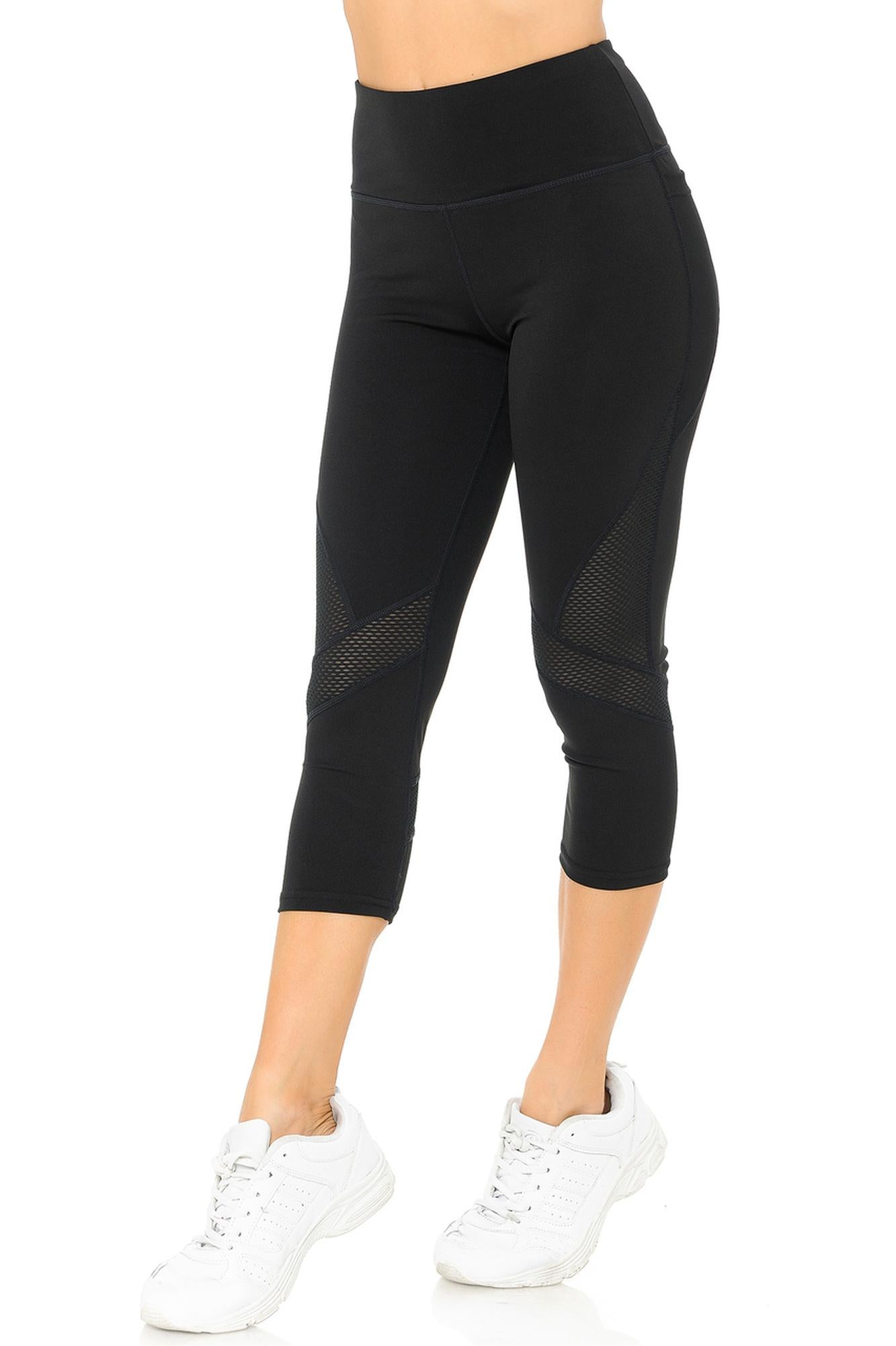 Wholesale Angled Mesh Women's Sport Workout Capris