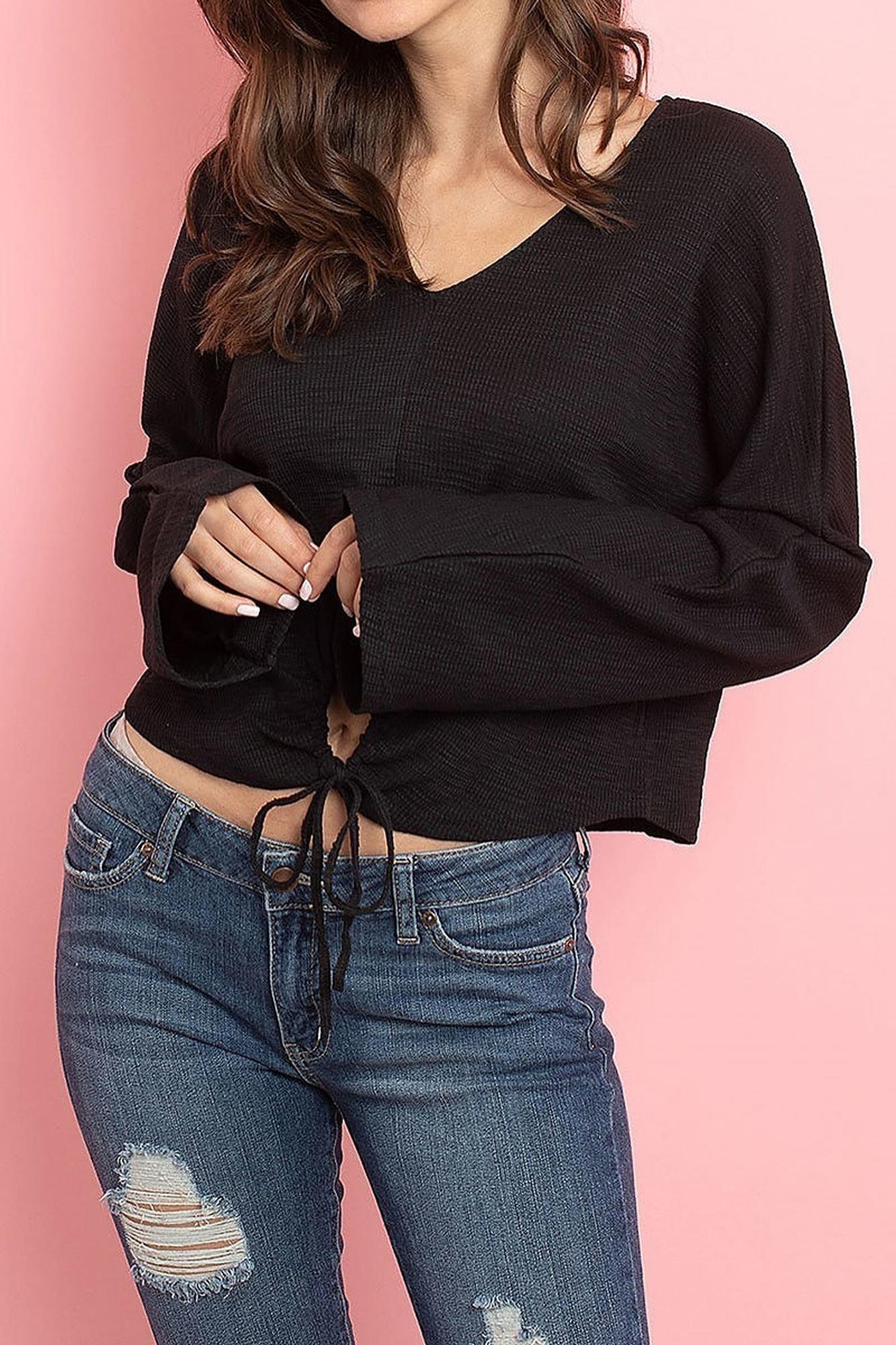 Wholesale Cropped Waist Tie Hem Long Sleeve Cotton V-Neck Top