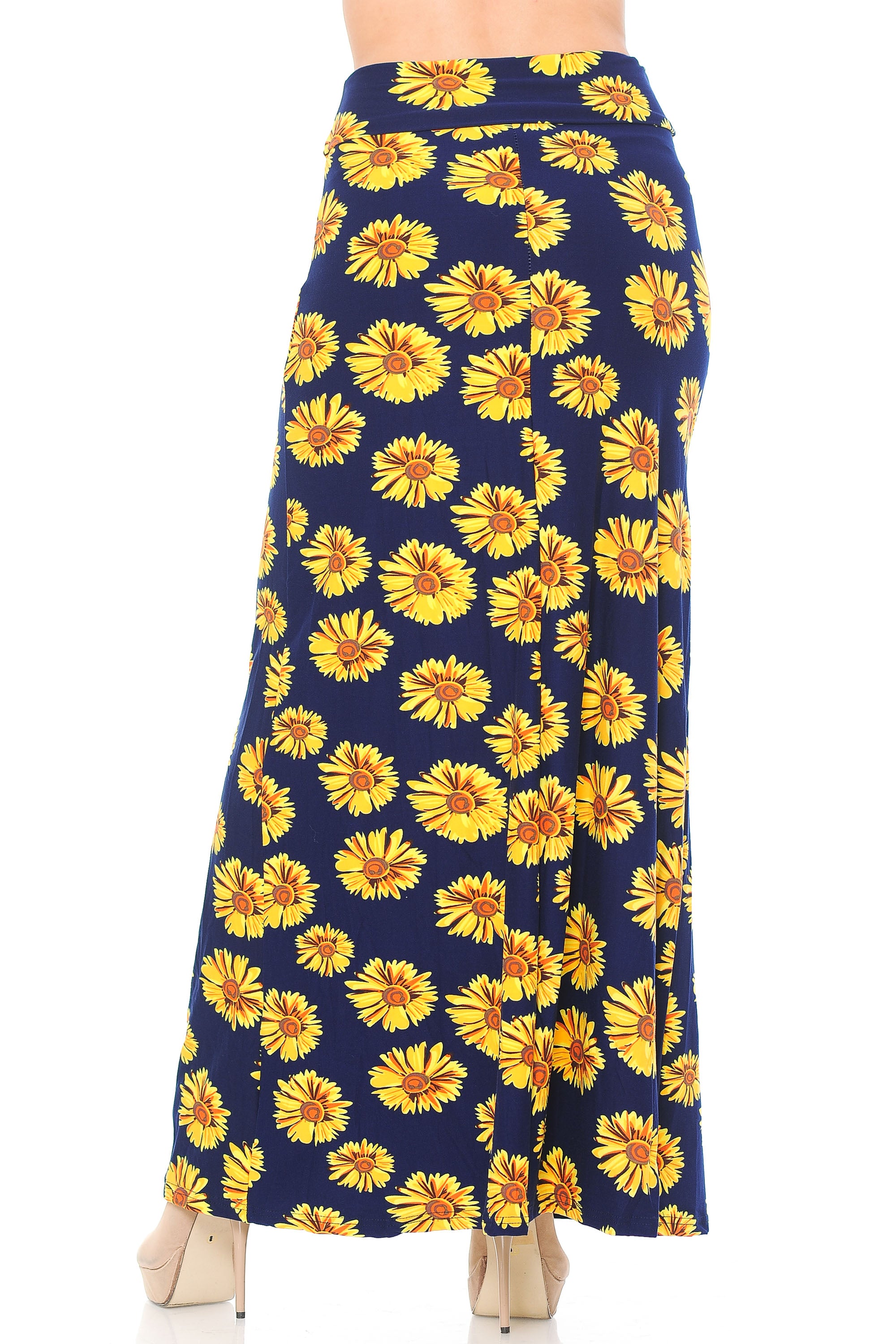 Wholesale Buttery Smooth Summer Daisy Plus Size Maxi Skirt