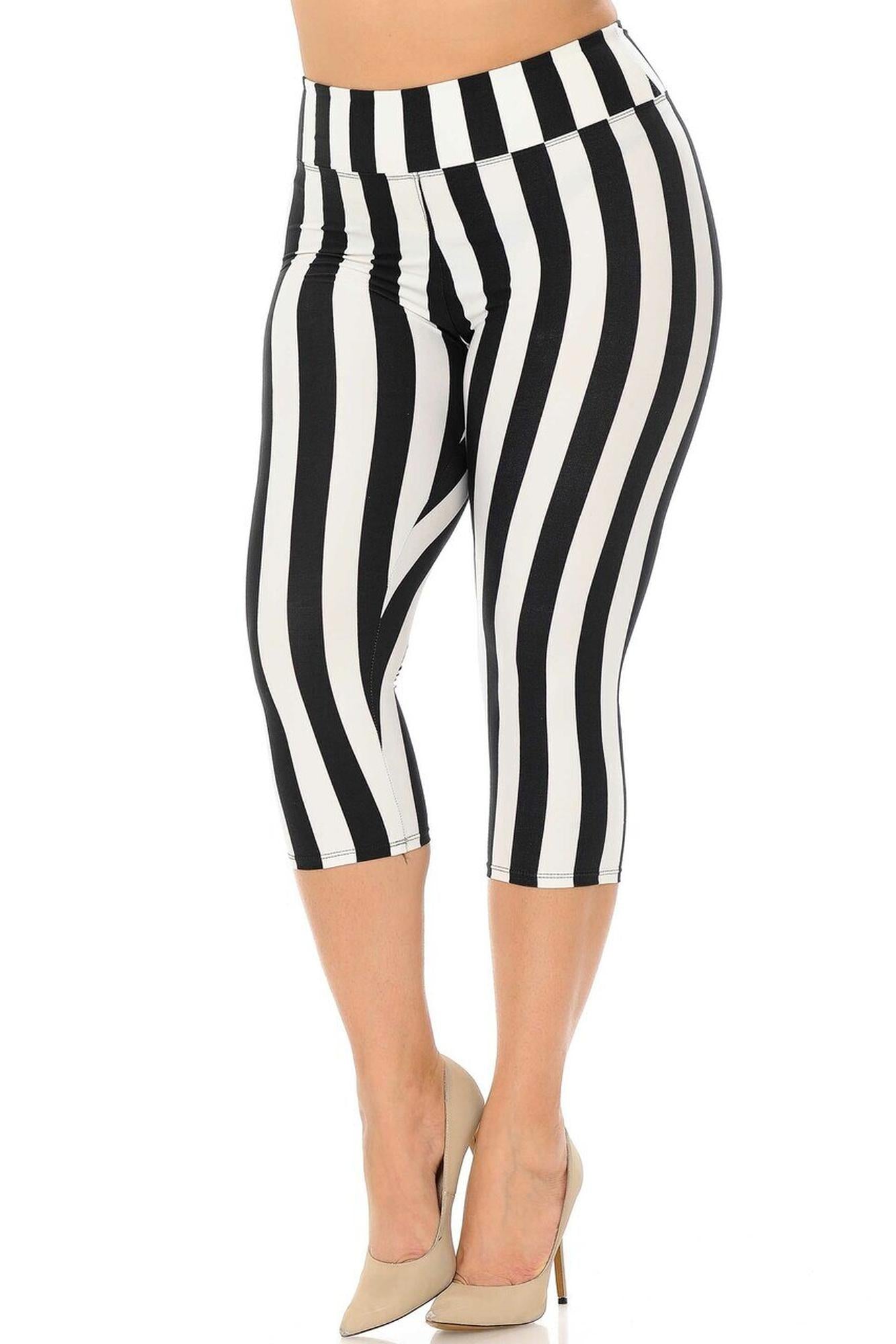 Wholesale Buttery Smooth Vertical Wide Stripe High Waisted Plus Size Capris - 3 Inches