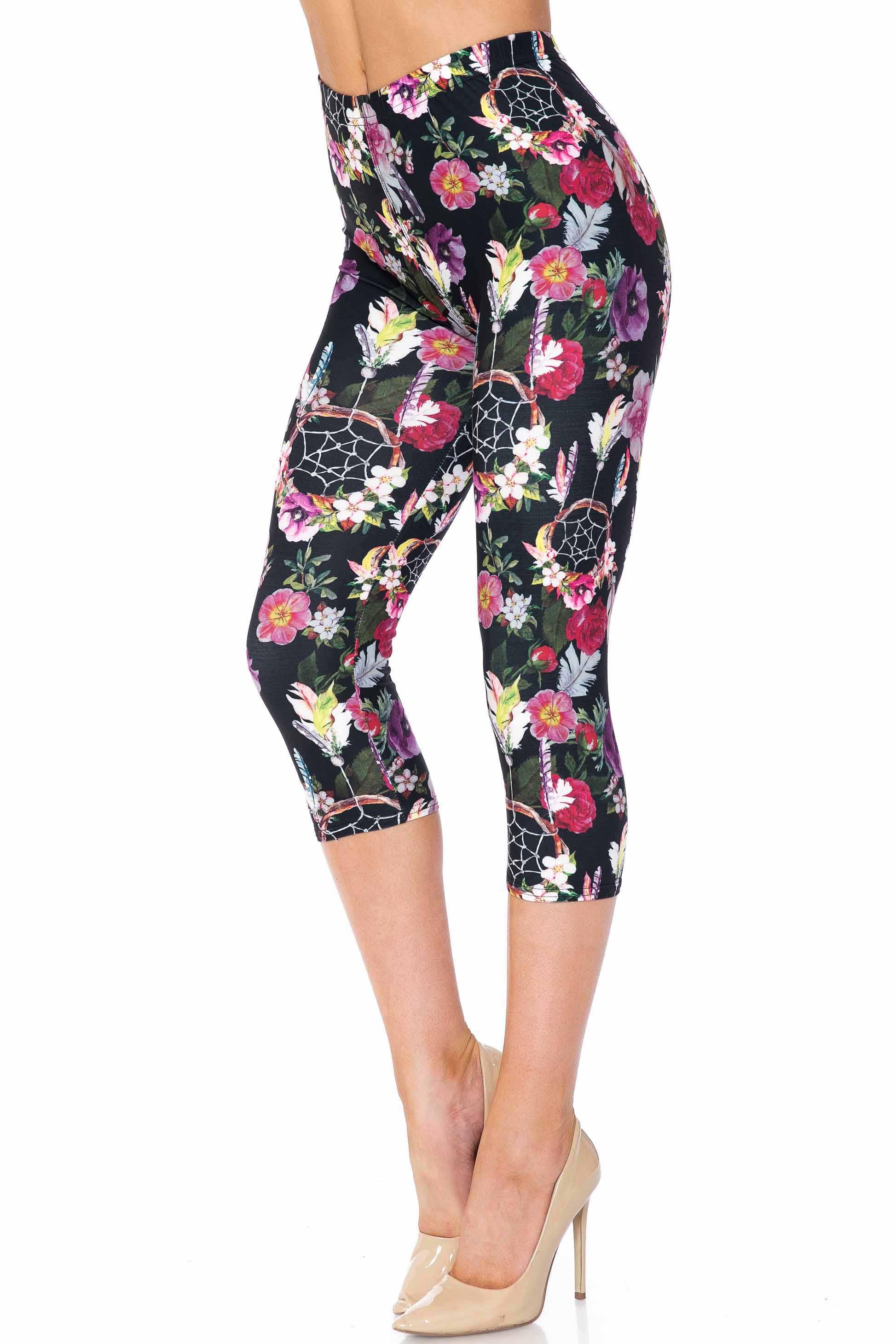 Wholesale Creamy Soft Floral Dreamcatcher Plus Size Capris - USA Fashion
