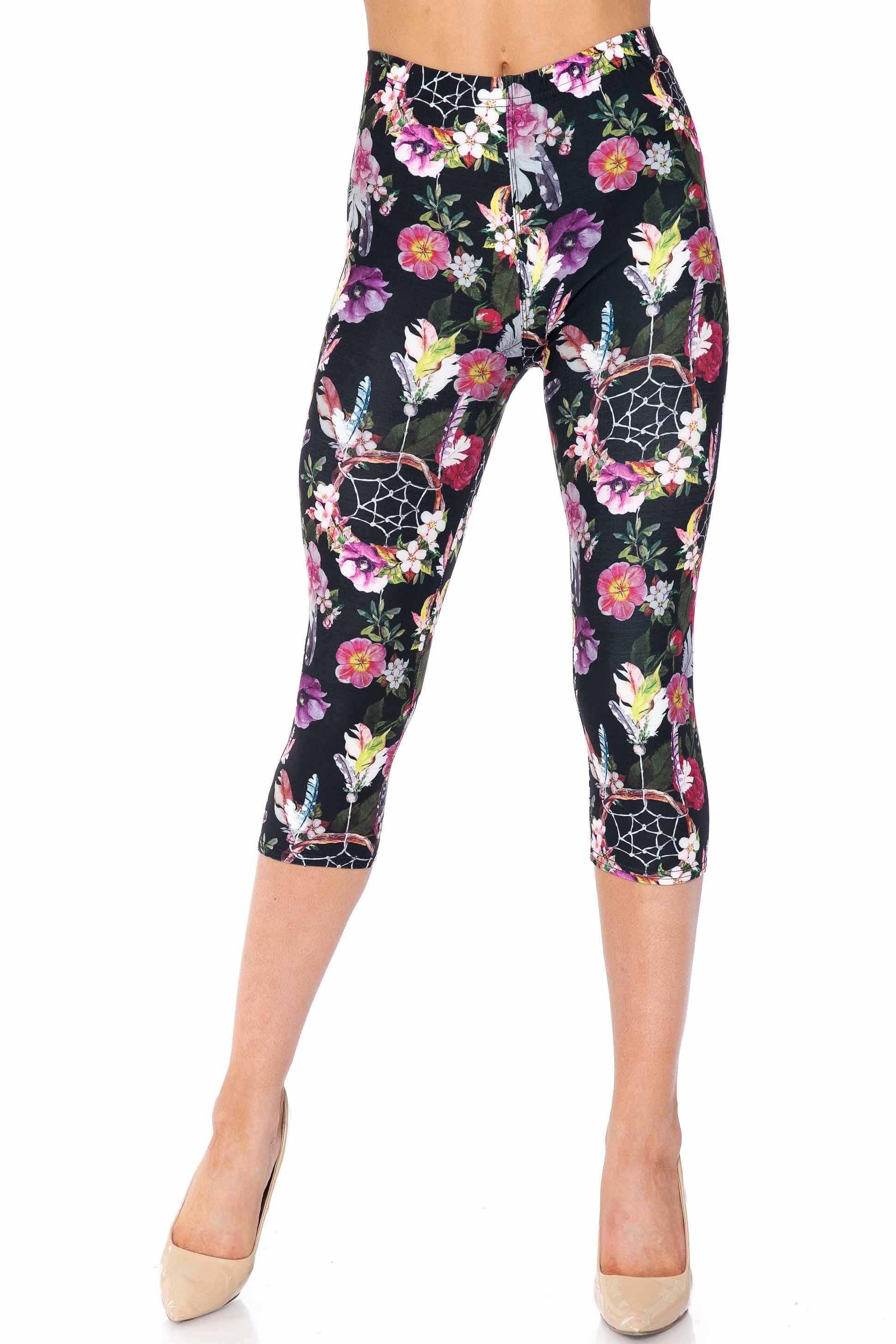 Wholesale Creamy Soft Floral Dreamcatcher Plus Size Capris - USA Fashion