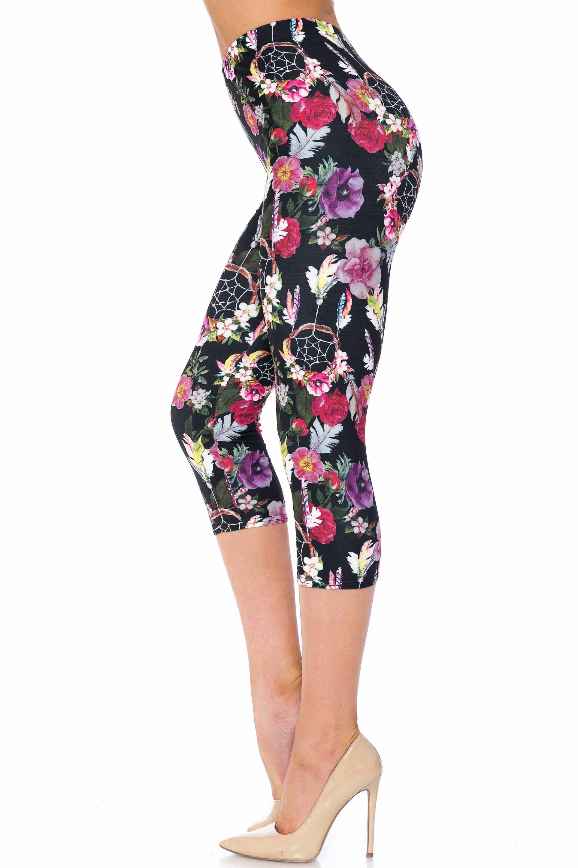 Wholesale Creamy Soft Floral Dreamcatcher Plus Size Capris - USA Fashion