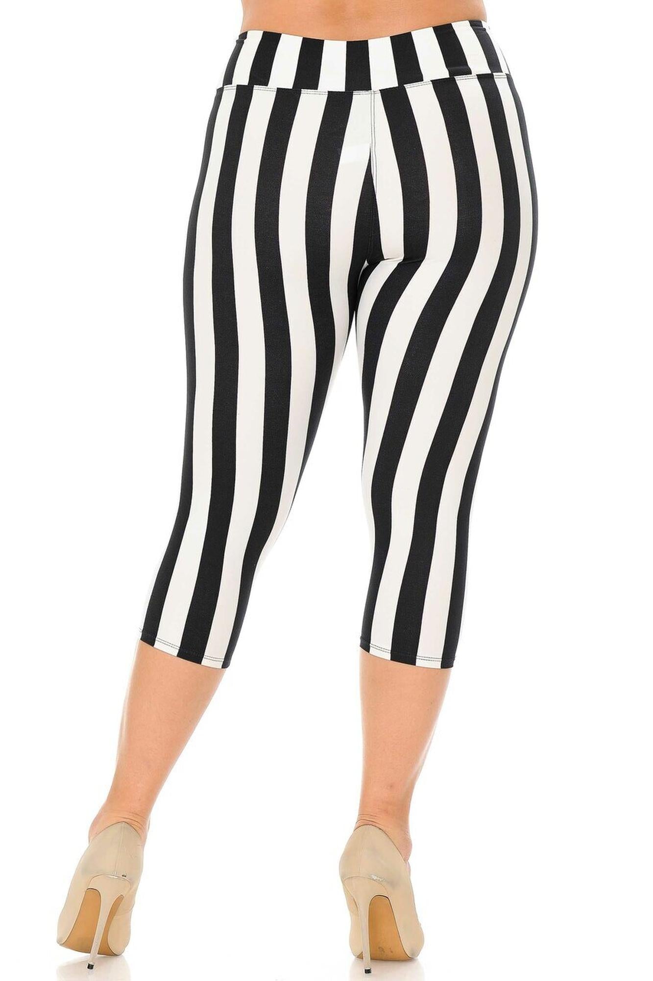 Wholesale Buttery Smooth Vertical Wide Stripe High Waisted Plus Size Capris - 3 Inches