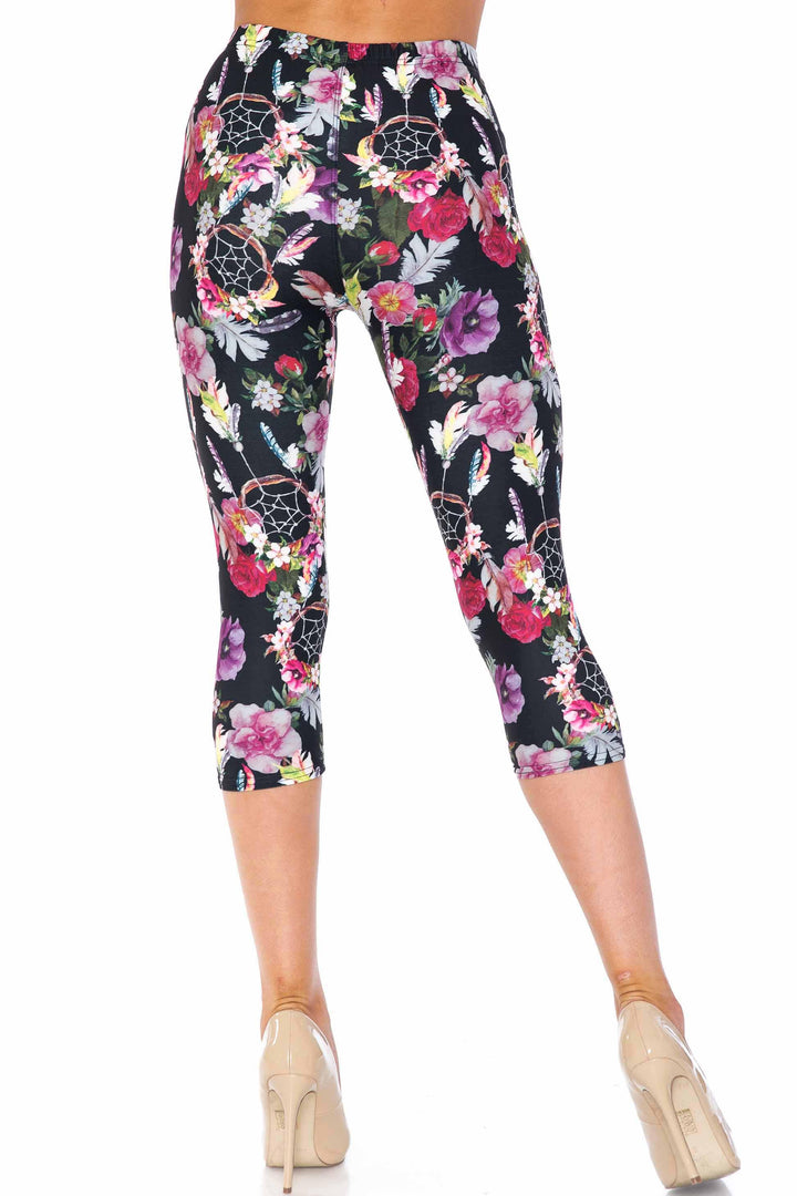 Wholesale Creamy Soft Floral Dreamcatcher Plus Size Capris - USA Fashion