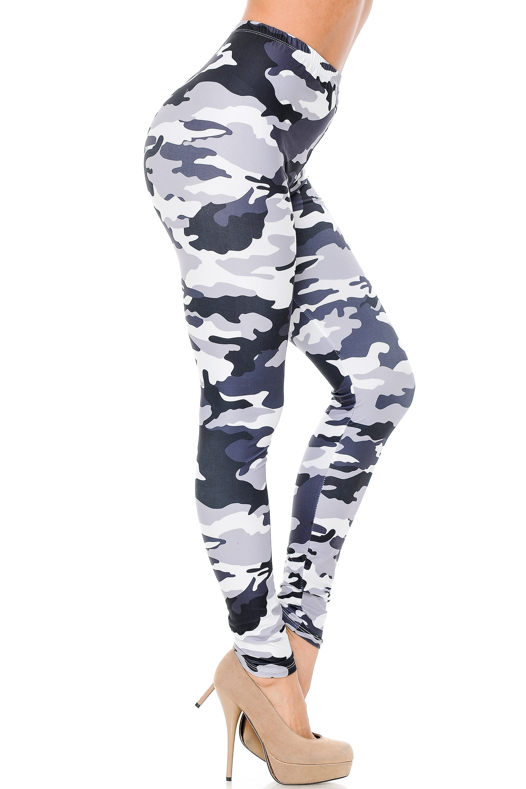 Wholesale Creamy Soft Black and White Camouflage Plus Size Leggings