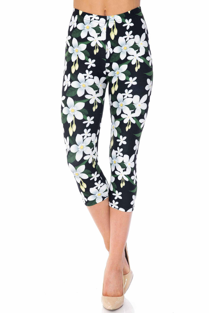 Wholesale Creamy Soft Daisy Bloom Capris - USA Fashion