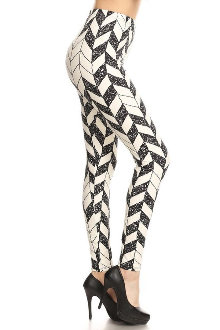 Wholesale Buttery Smooth Black and White Chevron Leggings