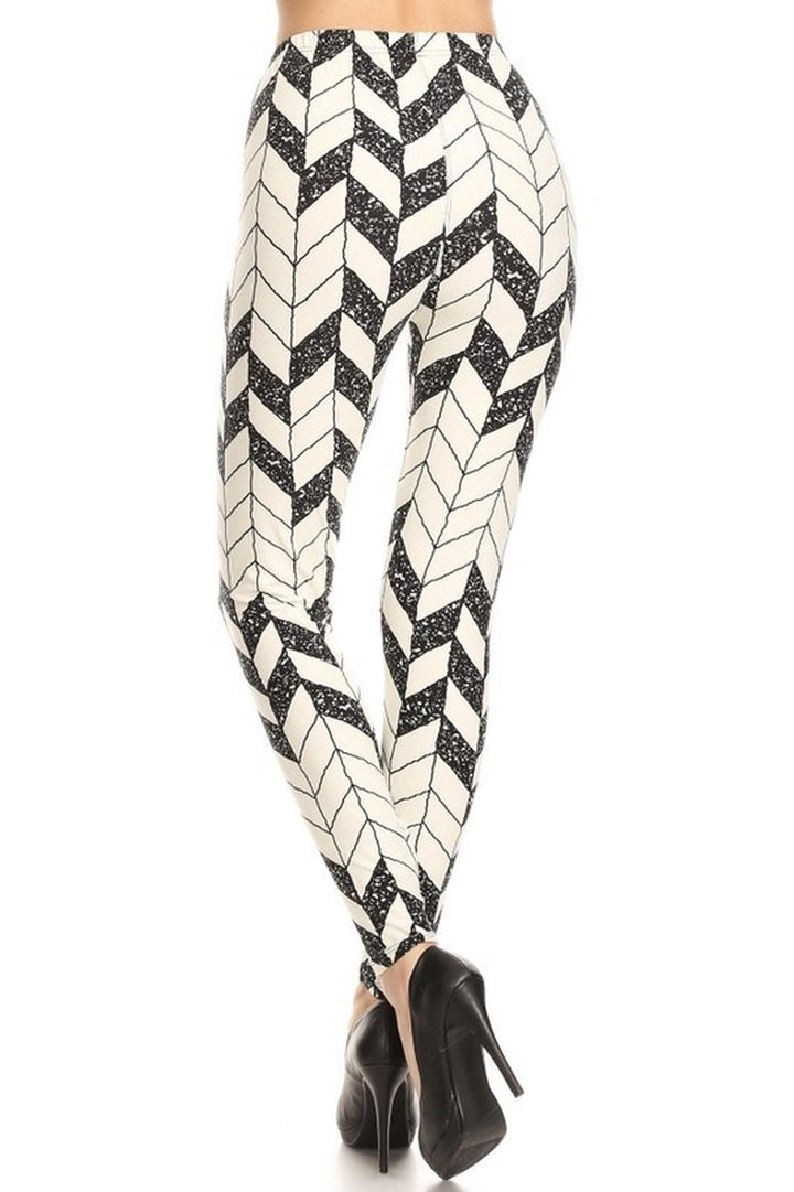 Wholesale Buttery Smooth Black and White Chevron Leggings