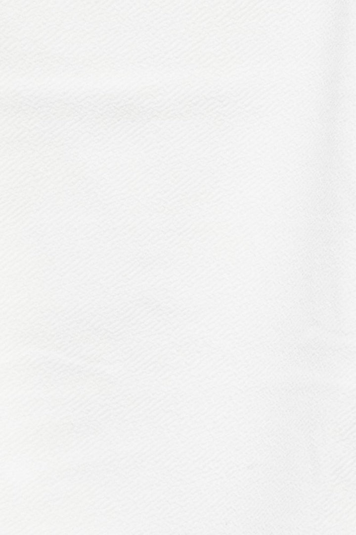 Wholesale Liverpool Fabric Zigzag Neckline Spaghetti Strap Crop Top