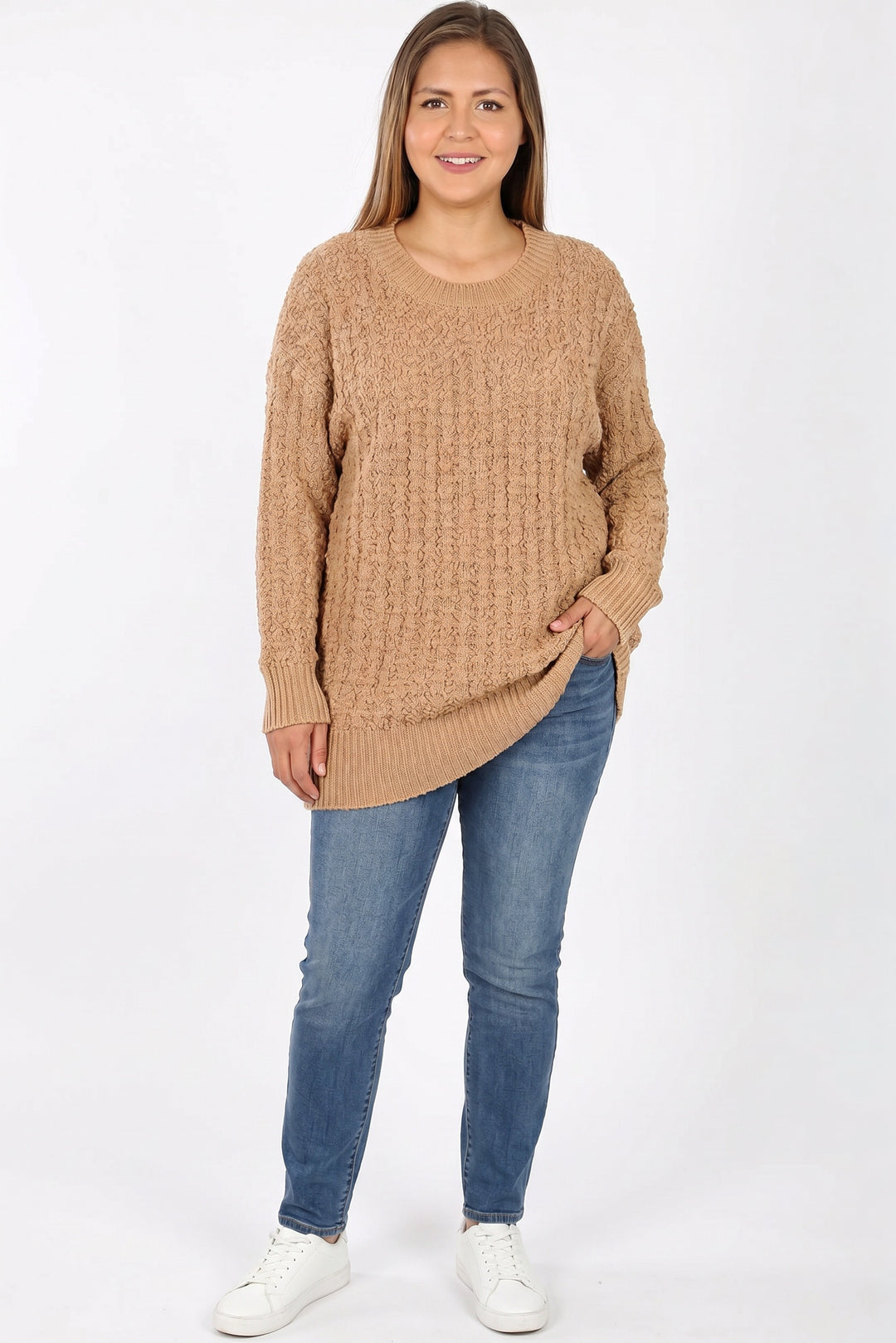 Wholesale Cable Knit Popcorn Round Neck Hi-Low Plus Size Sweater