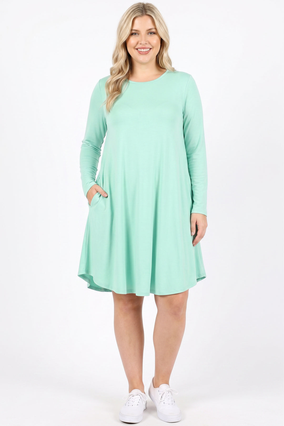 Wholesale Premium Long Sleeve A-Line Round Hem Plus Size Rayon Tunic with Pockets